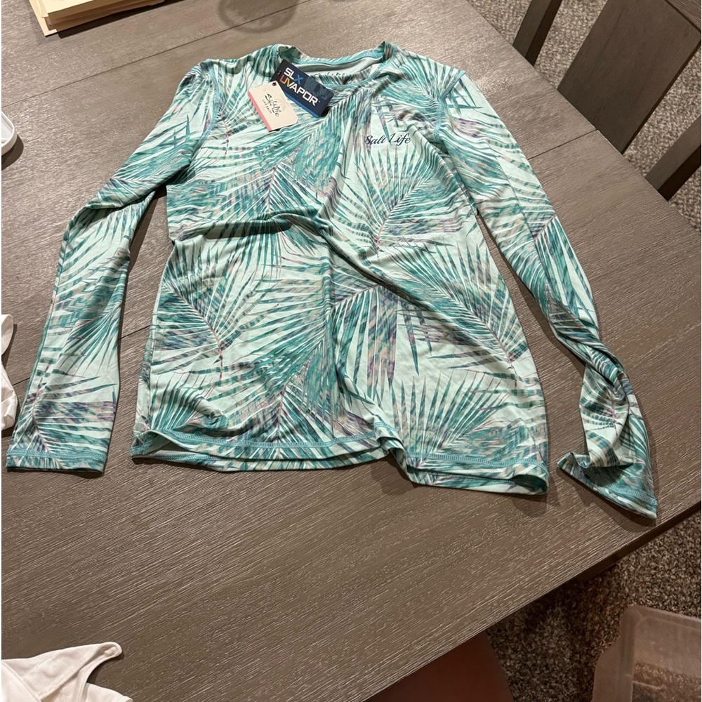 Salt Life shirt. Women’s XL. New with tags